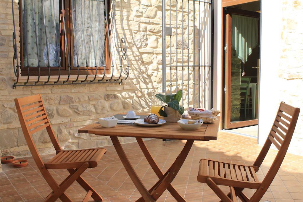 カンデーラ A Casa Nostra Residenza Di Charme Bed & Breakfast エクステリア 写真